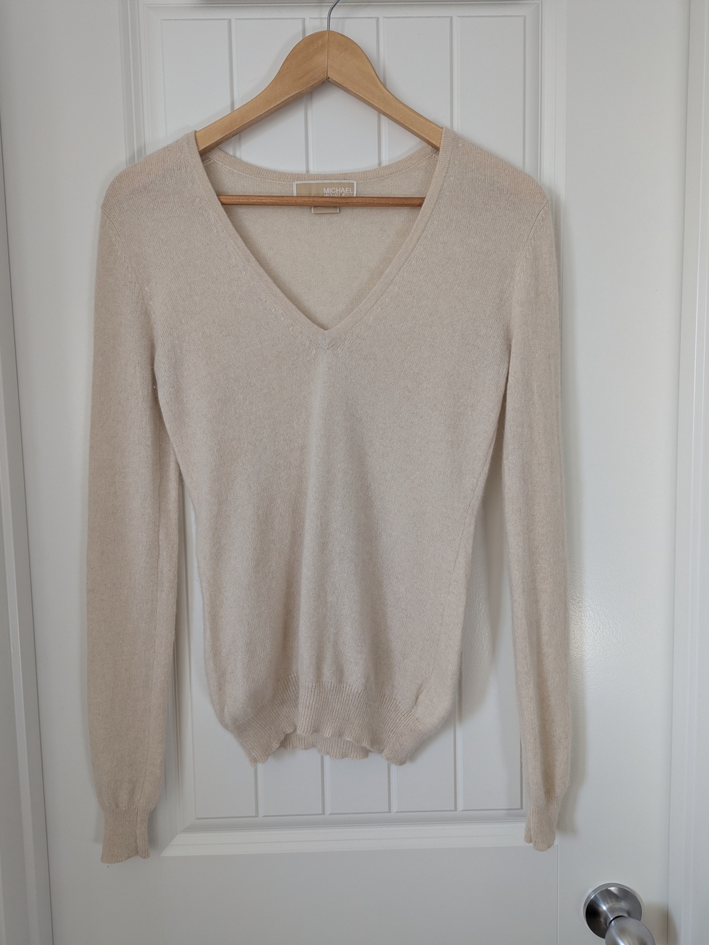 Michele Cream V-Neck Women's Sweater